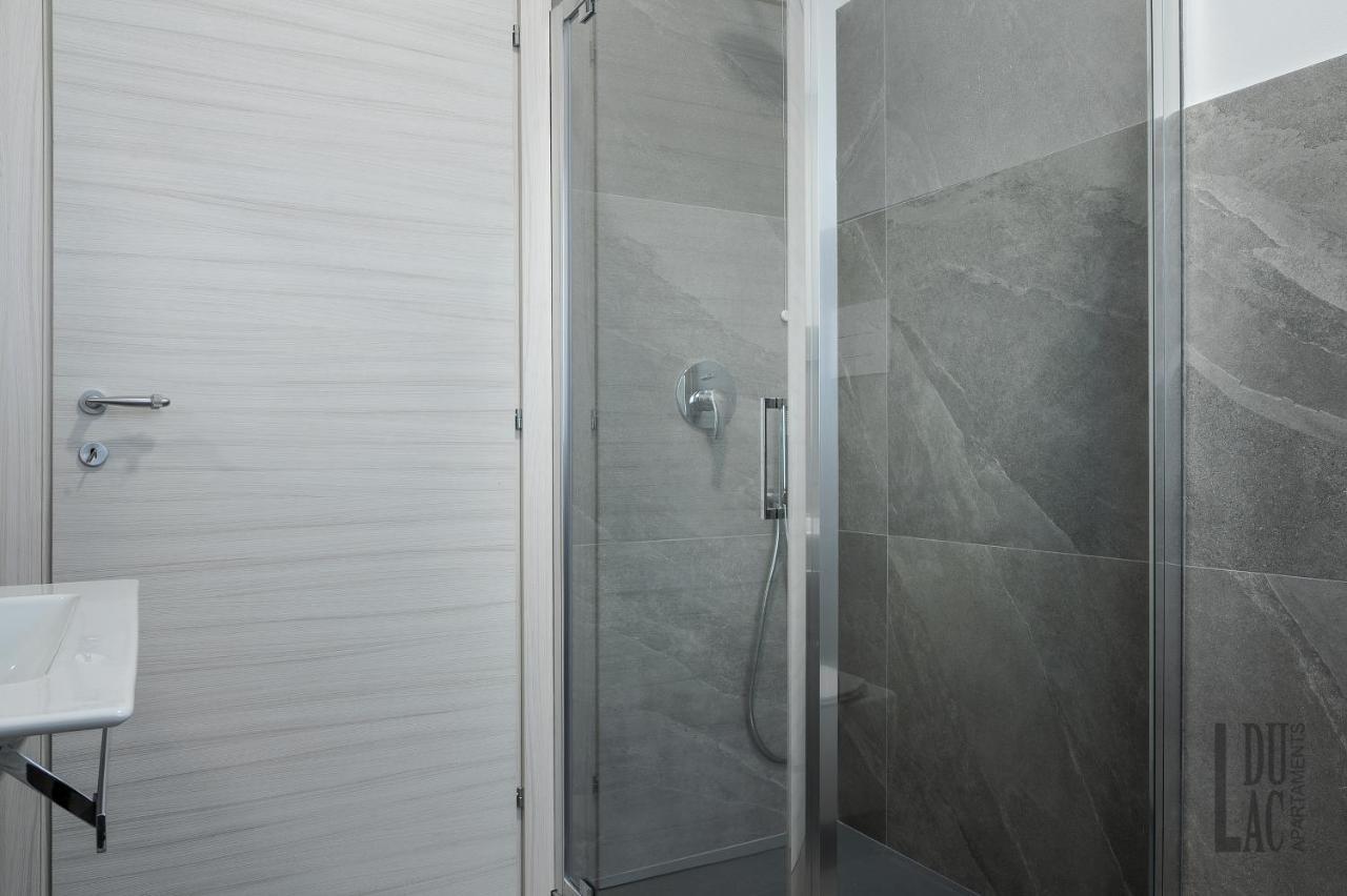Du Lac Aparments Desenzano del Garda Ngoại thất bức ảnh