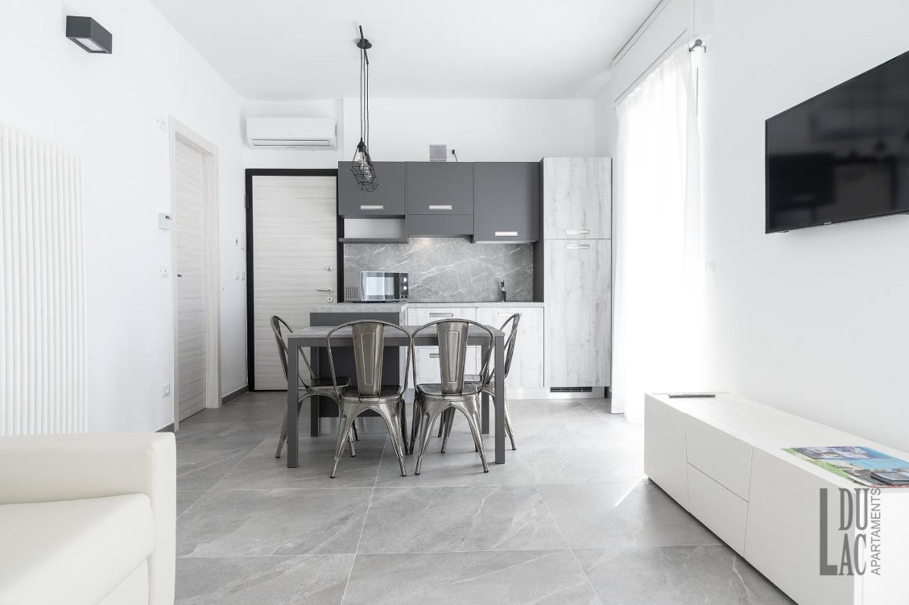 Du Lac Aparments Desenzano del Garda Ngoại thất bức ảnh