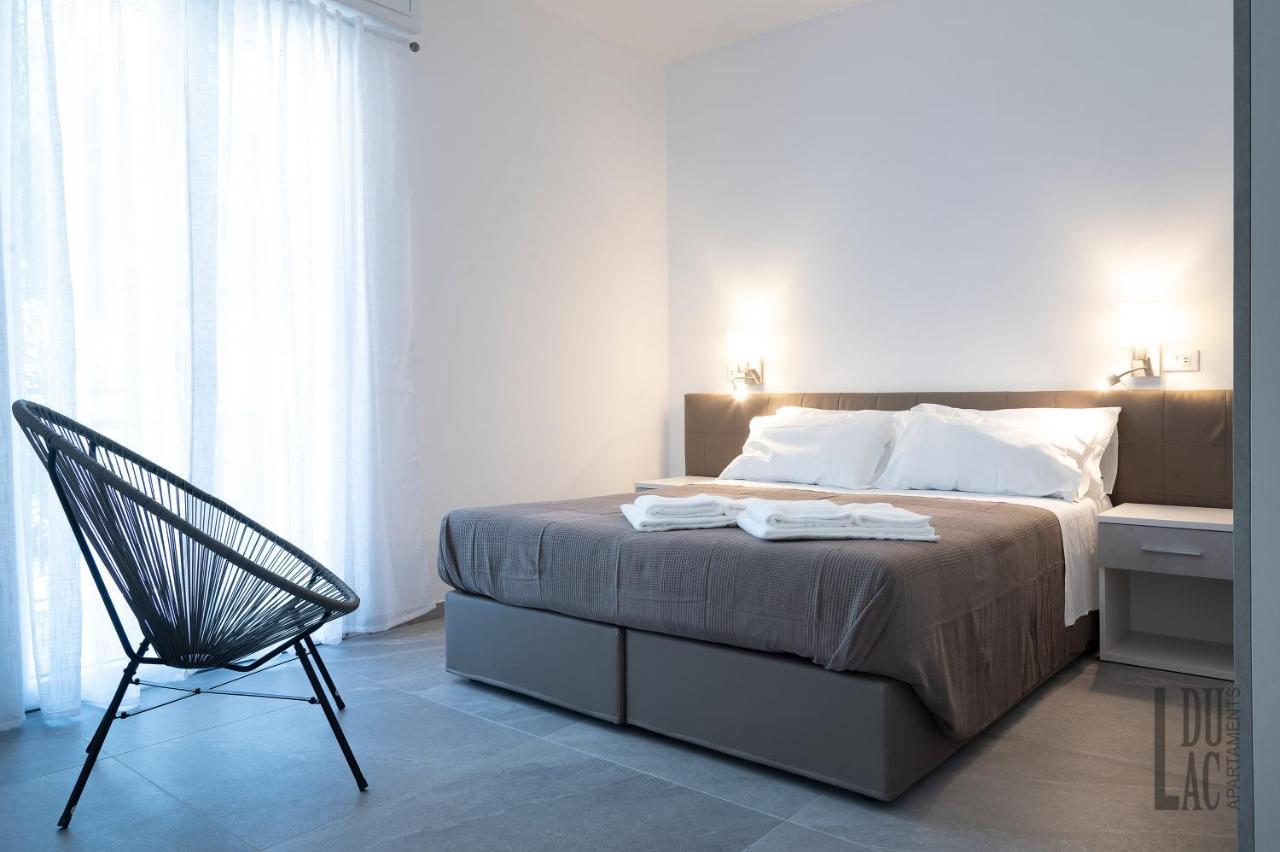 Du Lac Aparments Desenzano del Garda Ngoại thất bức ảnh